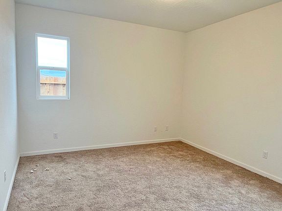 3rd image of 2112 Bidan Ave