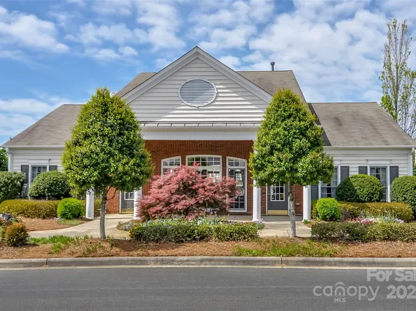 14811 Santa Lucia Dr, Charlotte, NC 28277