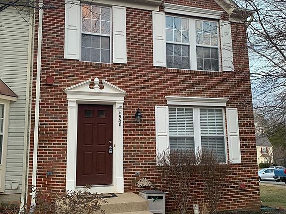 2nd image of 4930 Marshlake Ln