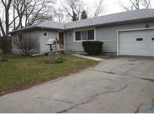6891 William Dr, Perrysburg, OH 43551