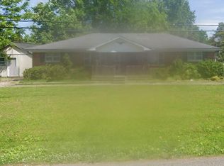 3022 Garey Ln, Louisville, KY 40216