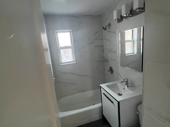 224-17 67th Avenue image 3 of 6