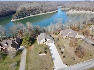 486 Water Cliff Dr, Somerset, KY