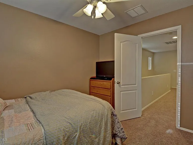 2065 S Martingale Rd — Photo 23