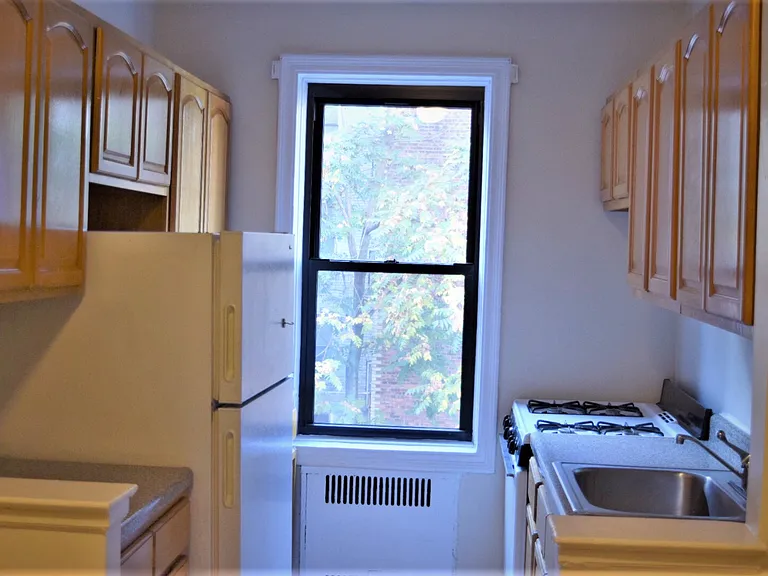 1706 Avenue V #2A — Photo 5