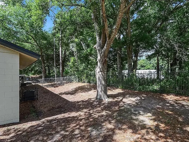 1600 Cimarron Hills Dr — Photo 23