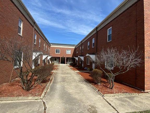2nd image of 3820 Mahoning Ave APT 7