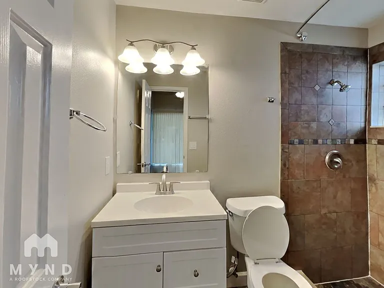 12137 Pilot Ct — Photo 9