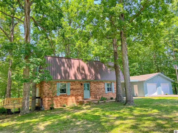 181 Woodland Dr, Benton, KY 42025