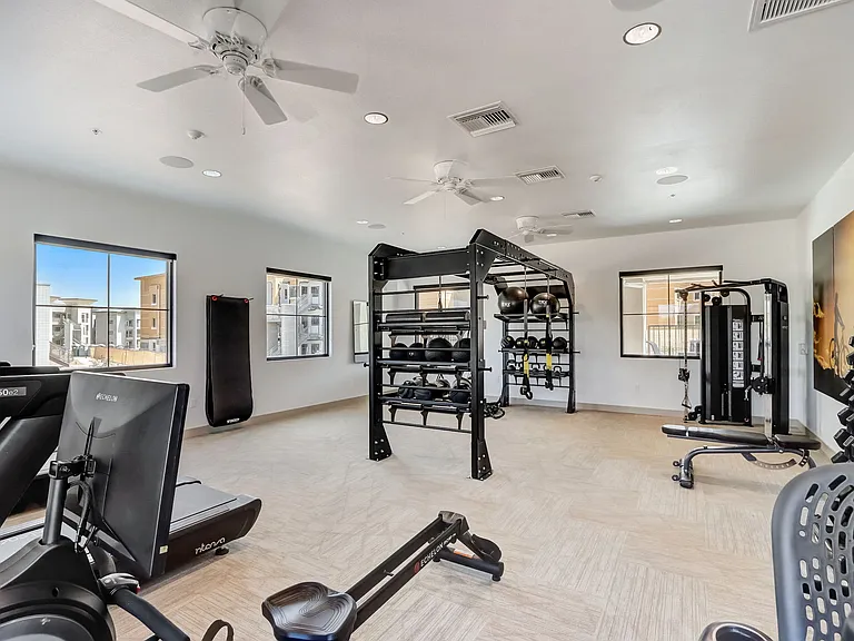 7430 N Silverbell Rd — Photo 10