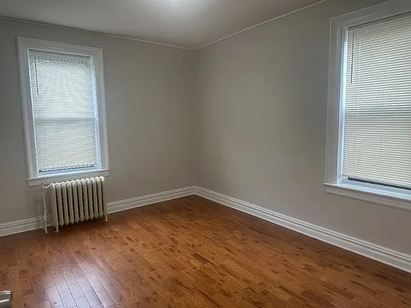 3rd image of 93-95 Fairview Ave #D6