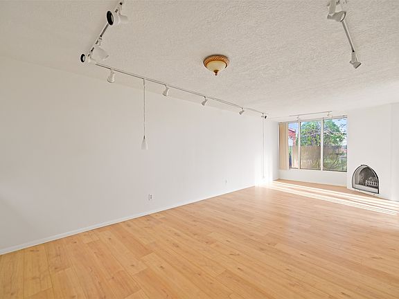 4th image of 6533 Tahawash St