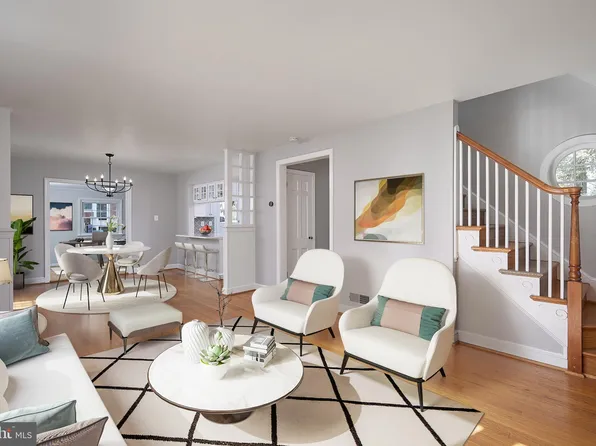 1702 White Oak Dr, Silver Spring, MD 20910