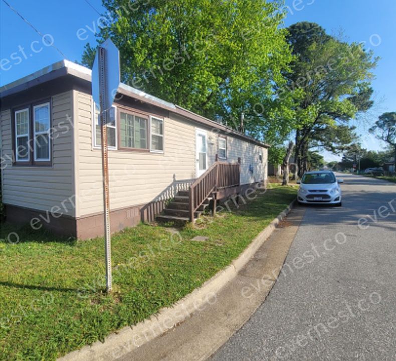 2nd image of 1100 Bethel Ave