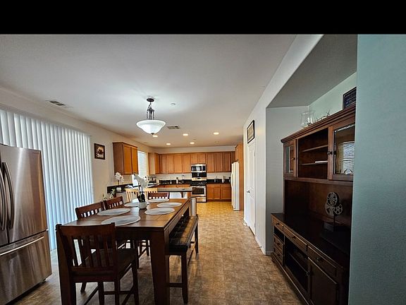 5th image of 6303 N Ashton Ct