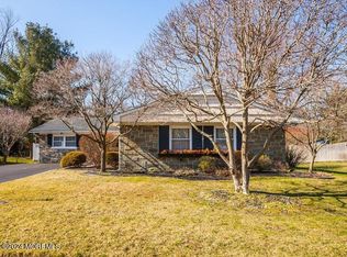 53 Overlea Ln, Aberdeen, NJ 07747