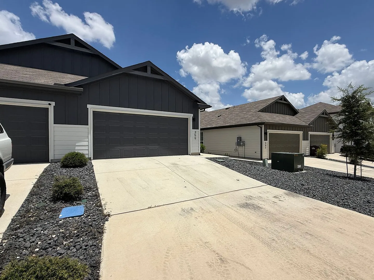Want luxury living in the Far West ...Look no further...Amanda Park is it! — Photo 2