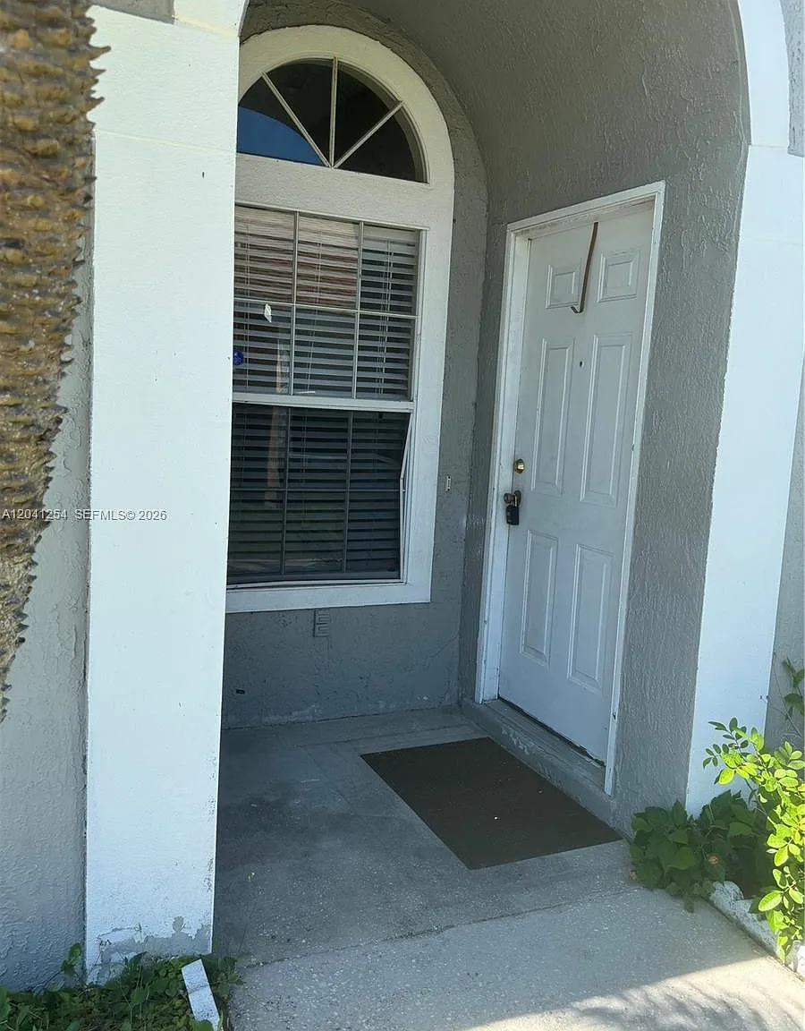 3 bed, 2.0 bath, $1,800 — Photo 4