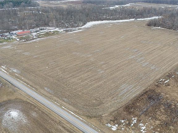 5th image of 2684 Daniels Rd