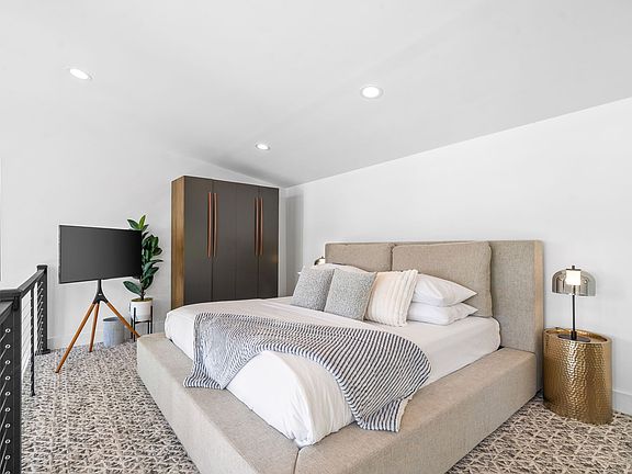 29th image of this home