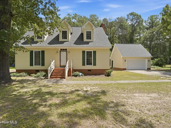12021 Cypress Drive, Laurinburg, NC 28352