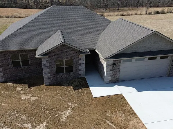 231 Tuttle Ln, Crossville, TN 38571