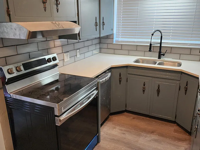 8563 N Tioga Ave #1 — Photo 5