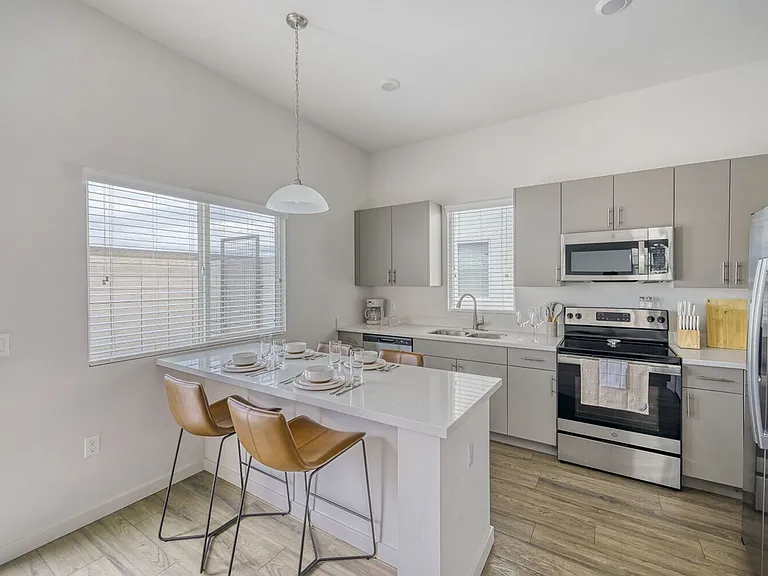 Brioso Furnished Kitchen