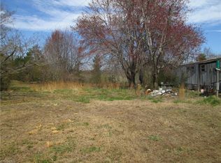 6132 Farmer Rd, Julian, NC 27283