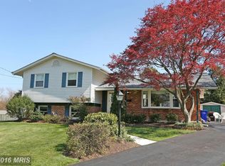 16 Enid Ct, Potomac, MD
