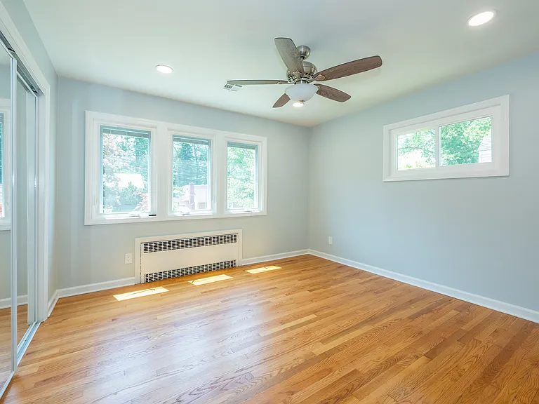 47 Pleasant Ave — Photo 3