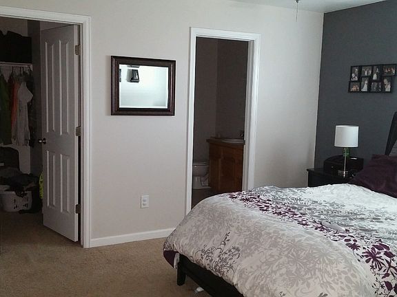 Master Bedroom/Walkin Closet