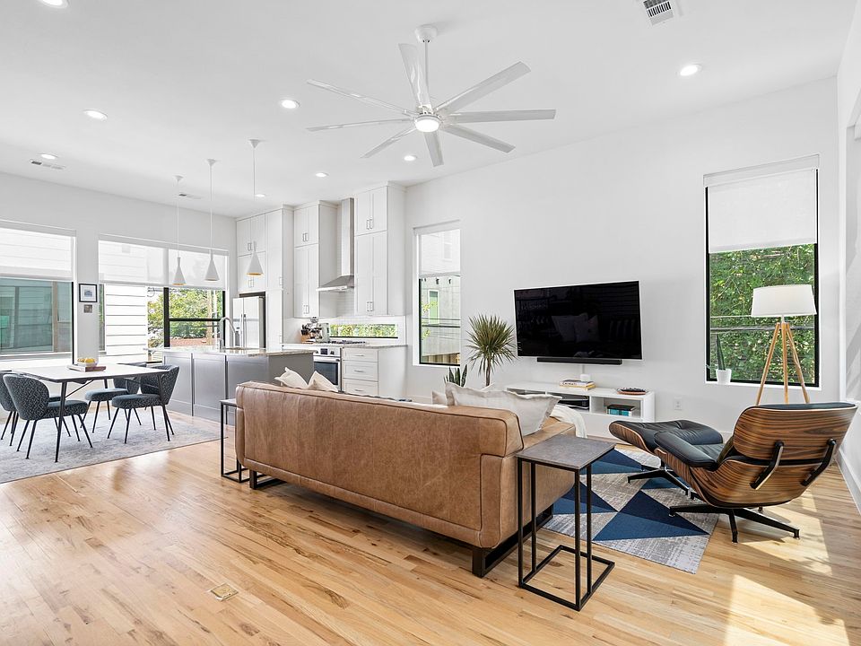 1st image of 1848 Euclid Ave #105