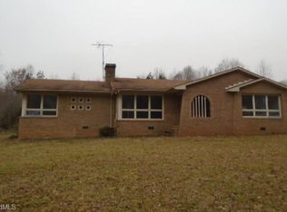 1830 Nc Highway 61, Whitsett, NC 27377
