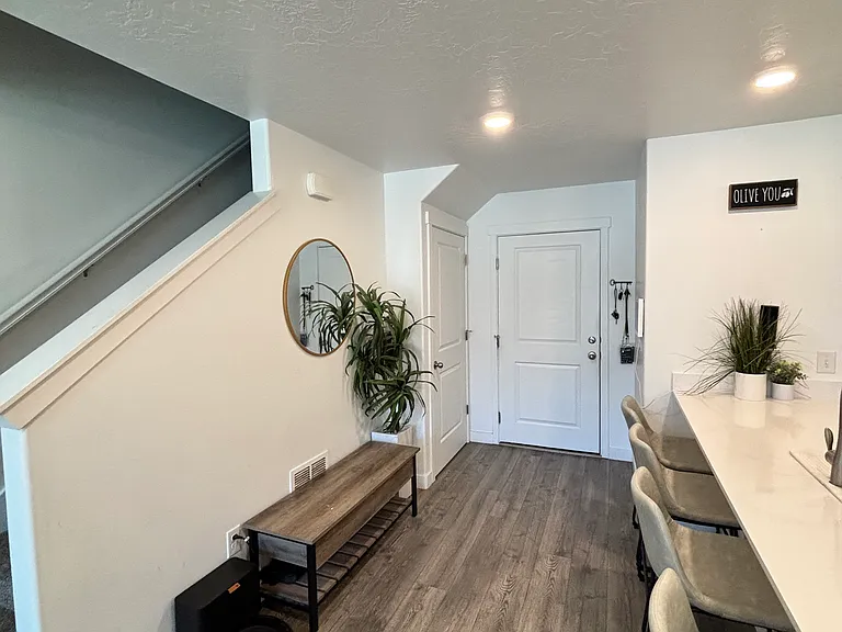 3953 W Cool Spring Ave — Photo 6