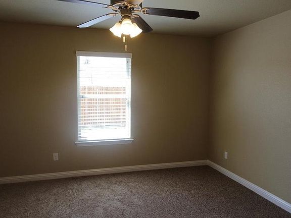 4th image of 3021 Weave Ct