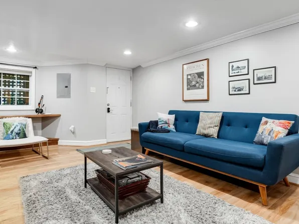 (undisclosed Address), Washington, DC 20002