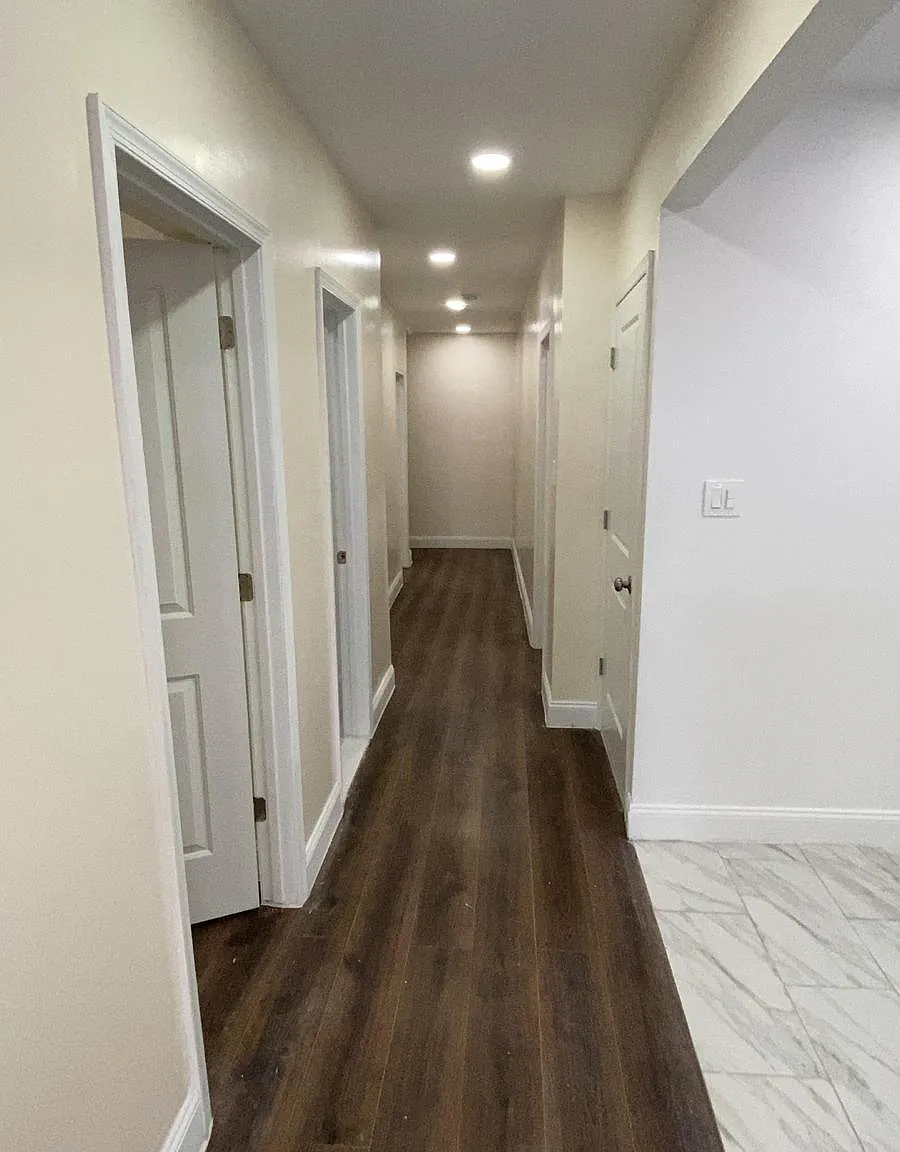 3 bed, 3421 sqft, $1,300 — Photo 4