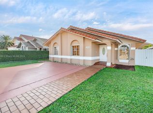 15918 SW 81st Ter, Miami, FL 33193