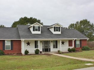 343 Oak Ridge Dr, Fairfield, TX 75840