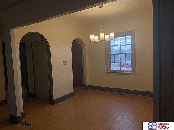3rd image of 1180 Garden St