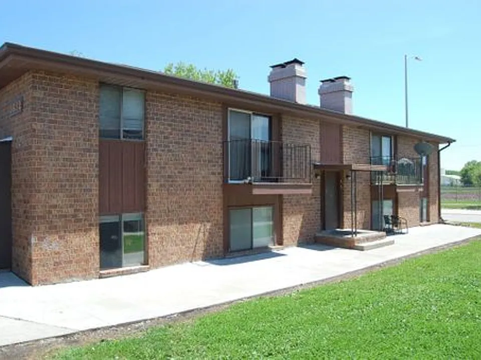 3632 Huntington Ave