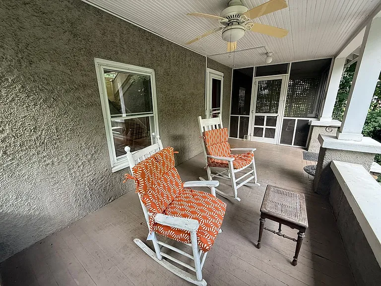 335 Hill St — Photo 6