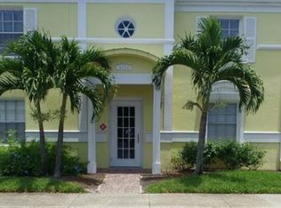 5116 Beach Dr SE APT F, St Petersburg, FL 33705