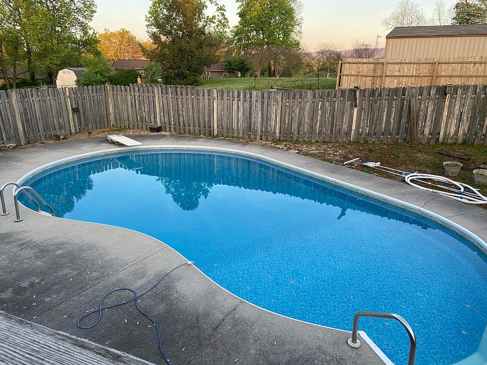 2nd image of 1019 Oxford Hills Dr
