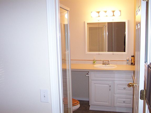 4th image of 13503 NE 186th St