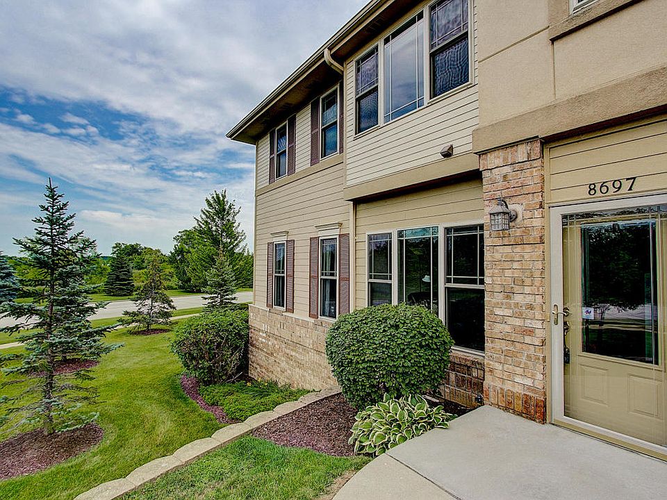 1st image of 8697 S Deerwood Ln #3