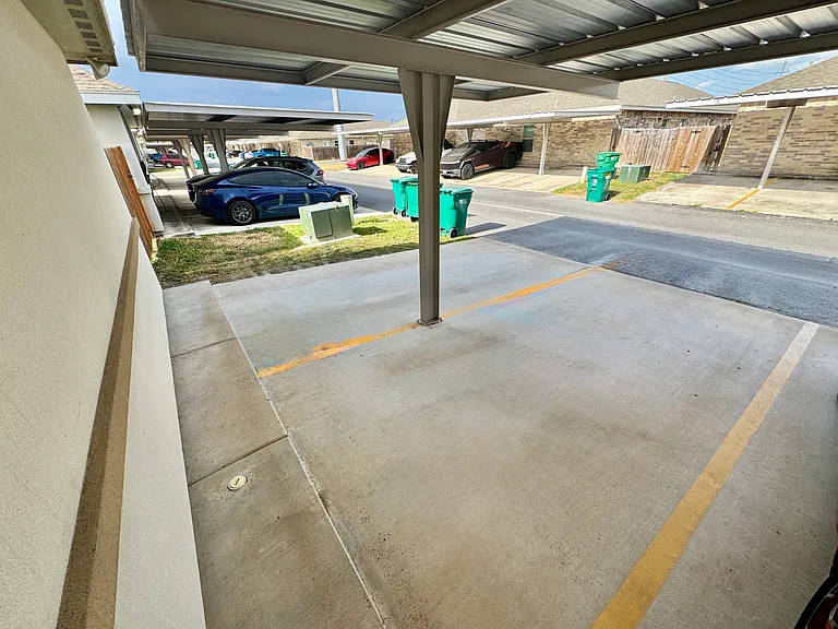 5104 N Winona Dr — Photo 18