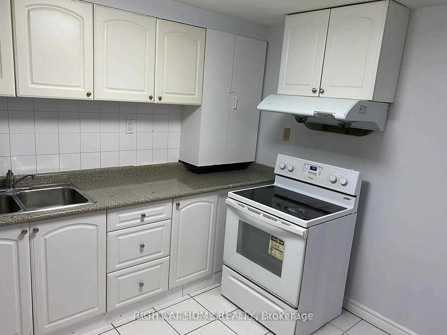 2 bed, $1,600 — Photo 2