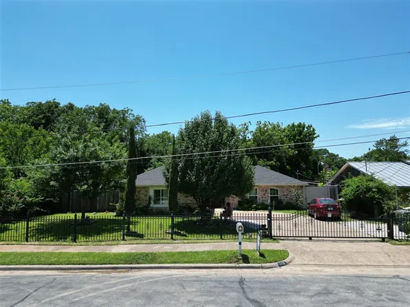 1825 E Shore Dr, Dallas, TX 75217